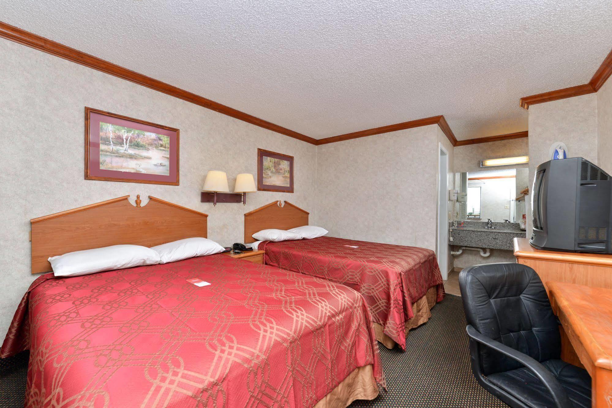 Econo Lodge Килин Экстерьер фото