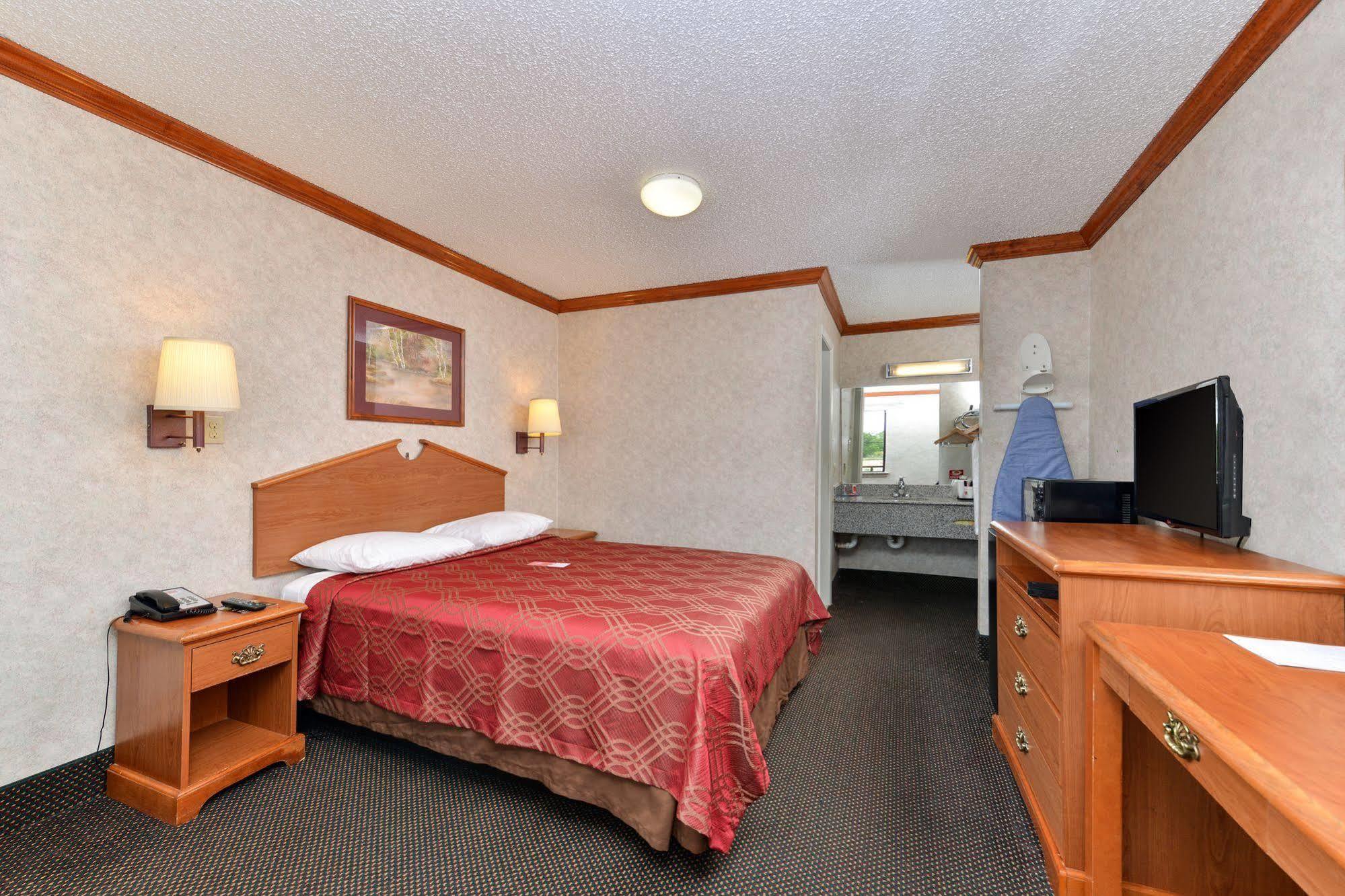 Econo Lodge Килин Экстерьер фото