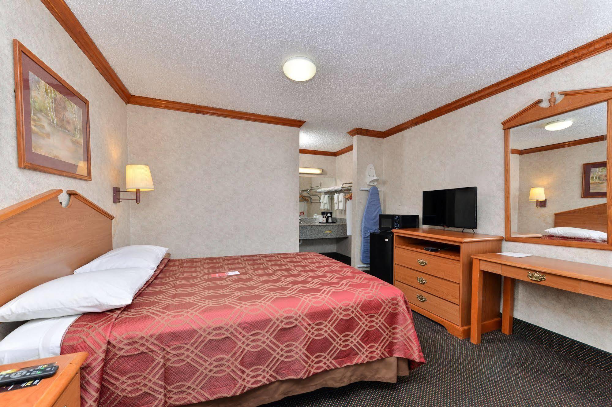 Econo Lodge Килин Экстерьер фото