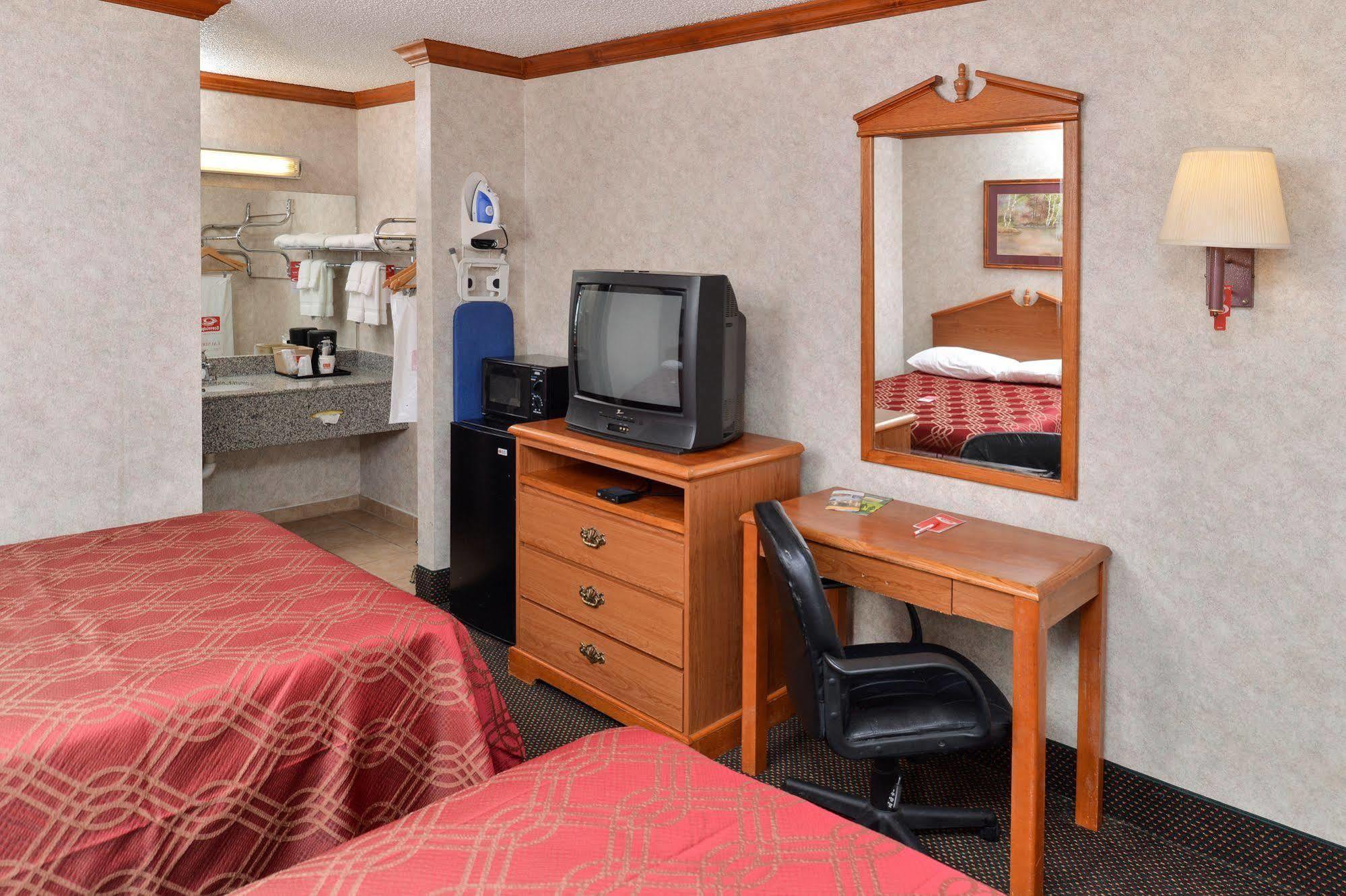 Econo Lodge Килин Экстерьер фото