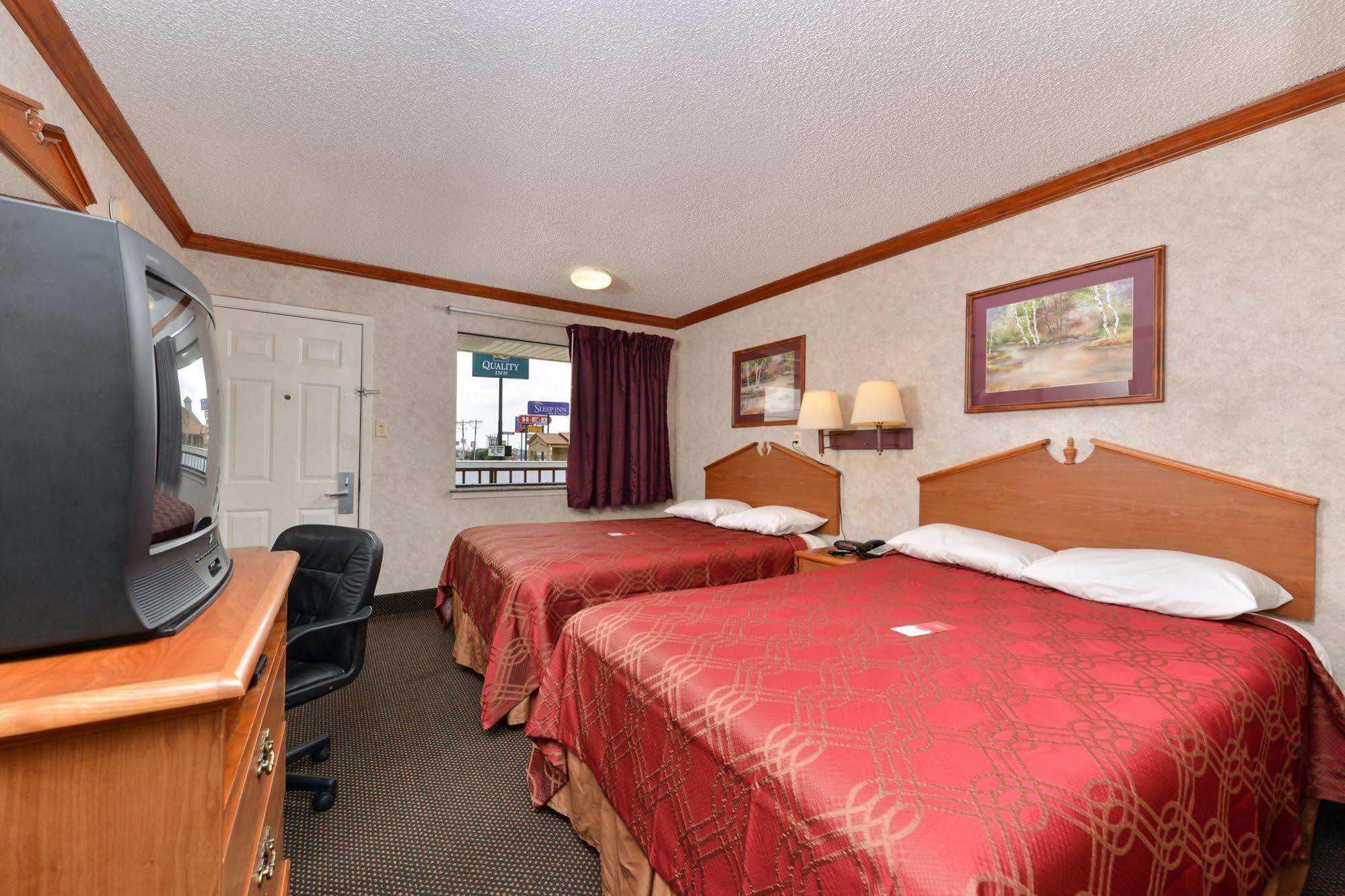 Econo Lodge Килин Экстерьер фото